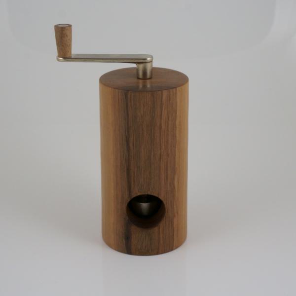 Nutmeg Grinder walnut